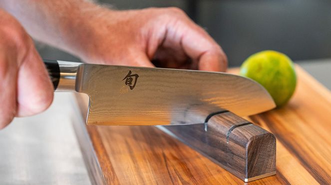 Aiguisoir électrique pour couteaux Kai Knife 